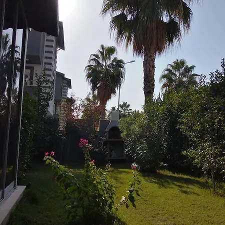 Vila Muestakil, Oezel Havuzlu, Jakuzi Ve Saunali *
